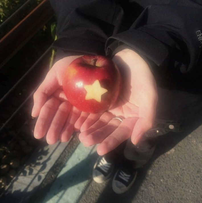 a_atk12v's tweet photo. 地鉄ボウルにこんな喫茶店が入っていたのか。
手前のコイン駐車場は利用した事があるが中まで入ったことなかったから知らなかった https://t.co/hEQ10fEShN