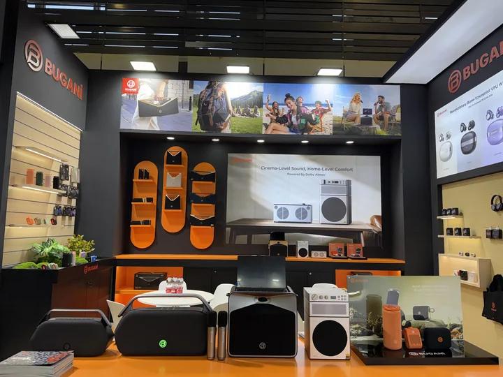 BUGANi_Global's tweet photo. 🎉 IFA 2026 concludes successfully. 💯🥳
🥰Many thanks to all partners and attendees who connected with us during the exhibition.
🤝We value all the insightful discussions and new connections made at the show.
🧡Stay tuned to BUGANi for more audio innovation.
😝Until next time👋 https://t.co/mXLdkTQUUh