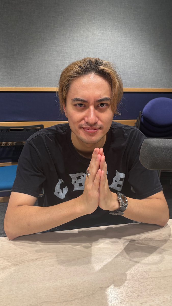 koziking851's tweet photo. 《《👑Aぇ! group小島健のラジキング☝️》》

今日もこのあと18:30〜
#Aぇǃgroup の #小島健 がお届けします✌️

今日のテーマは
9/9お気に入りの家具⭐️🛋️

X特別編も要チェック🌟

📻#radiko はこちら
https://t.co/UtiyO1jYEa

#ラジキング　#FM大阪 https://t.co/rUIi7jqoTb