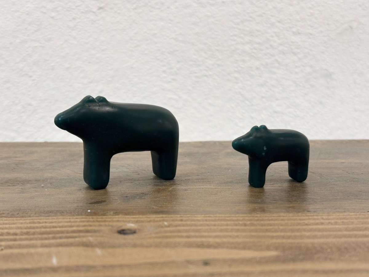 wolfkunnow's tweet photo. 次回の恒例目黒個展は2027年1月✍️
味わいある陶器なウルフくん置きものを作成中🐺 https://t.co/co3kPREVSv