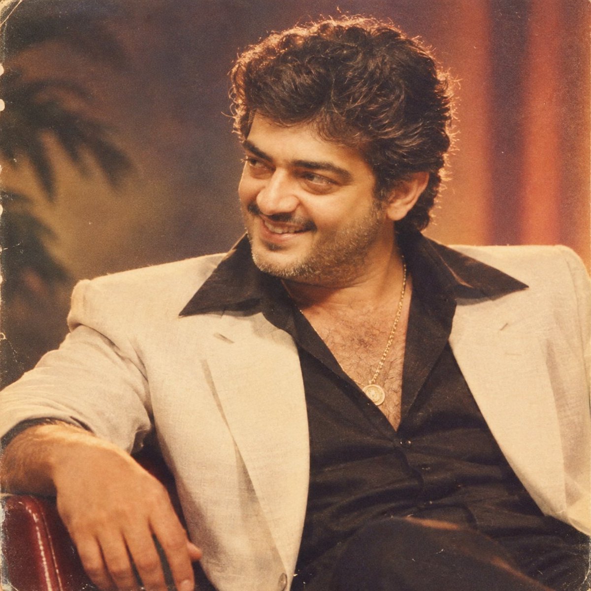 ThalaAjith_FC's tweet photo. Let's Go With The Trend! 😉🤞

How Is The 80's Version Of Our David Billa &amp; Vinayak Mahadev? 🤠✨

#AjithKumar https://t.co/azp52sKrmW