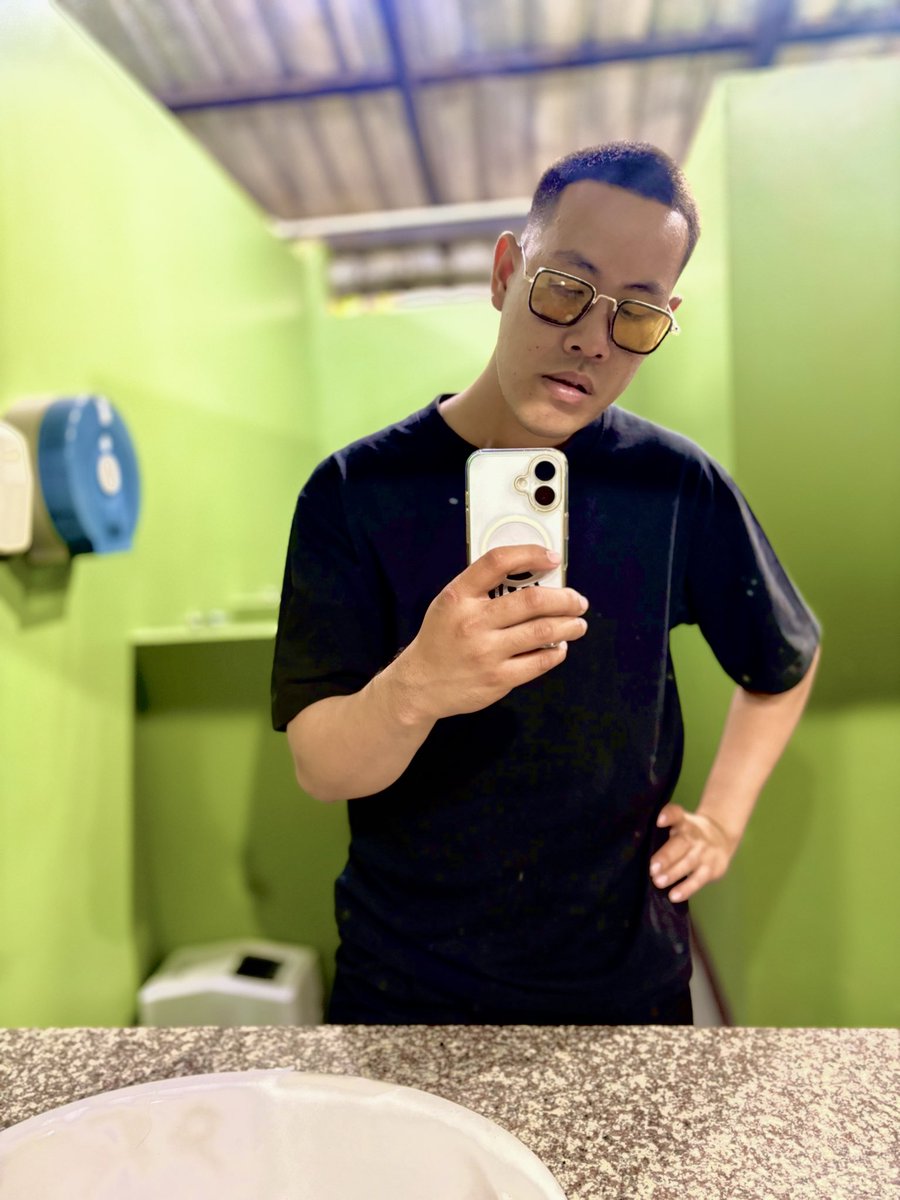 natchaphon935's tweet photo. เงียบๆไม่เทียบใคร จำทุกบทจดทุกอย่าง🤨 #ชัยนาท https://t.co/Lz3x7dvLOo