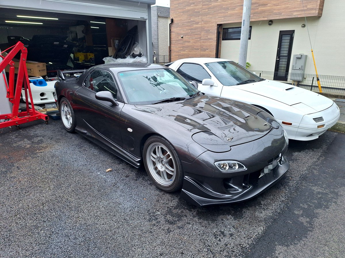 fdfcjc0219's tweet photo. 昨日お預かりした車両がカッコイイんですよ😍

大人な雰囲気が良いです！ https://t.co/OC9UCnLYJh