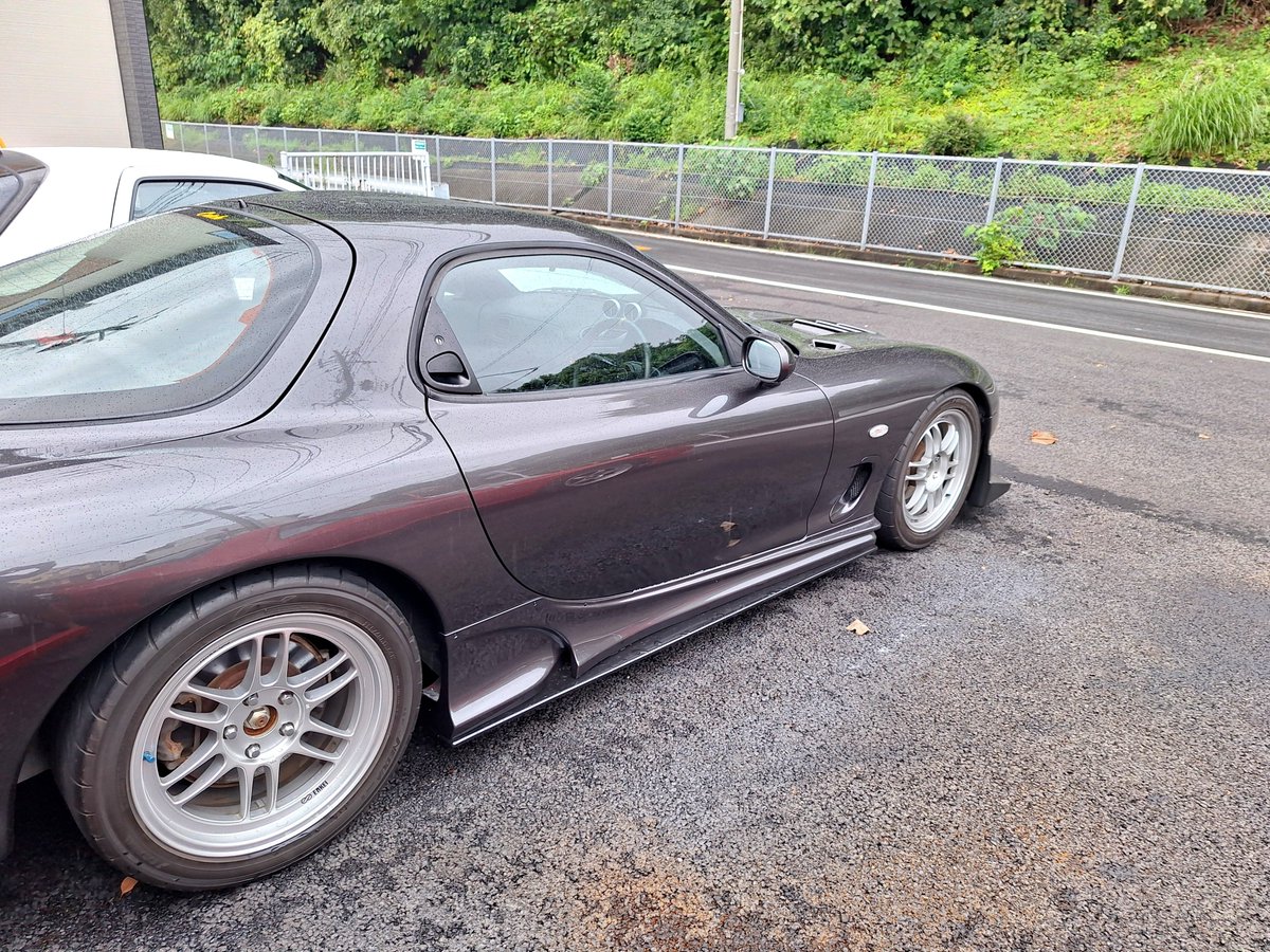 fdfcjc0219's tweet photo. 昨日お預かりした車両がカッコイイんですよ😍

大人な雰囲気が良いです！ https://t.co/OC9UCnLYJh