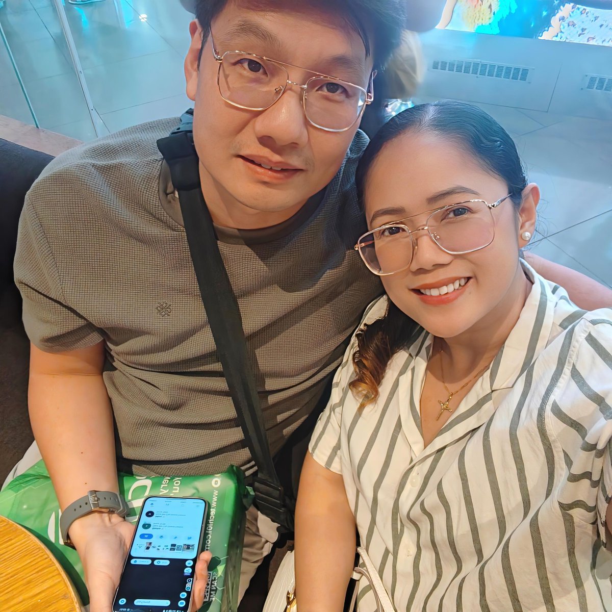NickiStagles's tweet photo. A picture of me and my crush https://t.co/OEFBZQqTMU