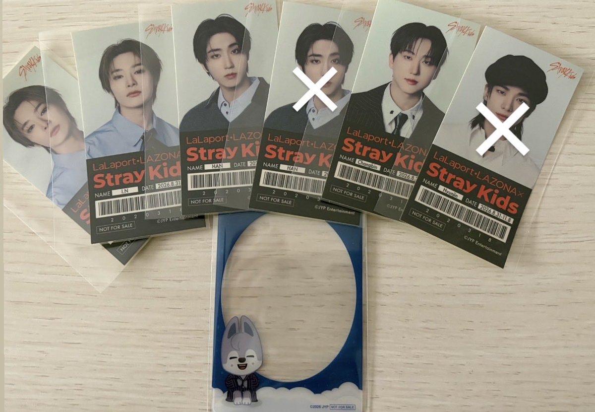 2_g4lei's tweet photo. Stray Kids スキズ THIS＆THAT特典封入Run itトレカ交換 ららぽーと キャンペーンステッカーガチャガチャグッズめじるしアクセサリー ベーカリーチャーム

譲▶ 1-2枚目

求▶3枚目　バンチャン ヒョンジン🐺🦙
買取も可

郵送希望📮
お気軽にお声かけください！ https://t.co/IosUSEByKG
