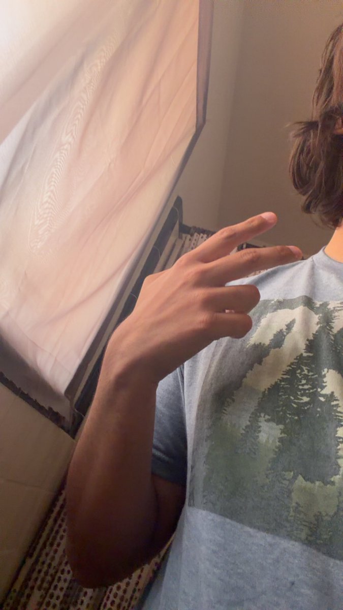 ishedmeoff's tweet photo. 19 •  ︎he/him 
Anime
Gaming
all types movies
i play league, fortnite, dbd, and halloween rn
i love cooking! i went to culinary school
hmu :3 always down to play

 { DNI: -17}

       ♡  /  ↻  are appreciated 

#anitwt #owtwt #Anime #pokemontwt #mangatwt #promotwt #leaguetwt https://t.co/Ud9Me0wUS6