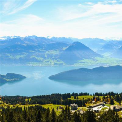 PeronnetPp's tweet photo. 🎁 🚩 🔥 Just saw a kid chasing bubbles, pure happiness https://t.co/lxGOMPNBP1