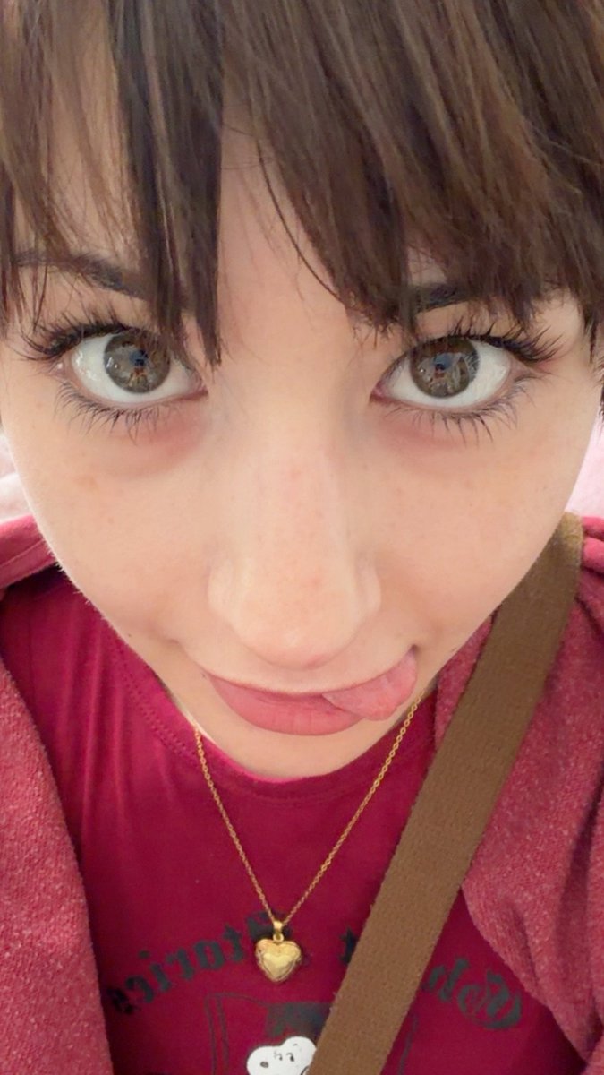 L0vergrool's tweet photo. Never had a post do this well before <3 THANK YALL FOR 200 FOLLOWERS ❤️ https://t.co/JCcMKHmfba