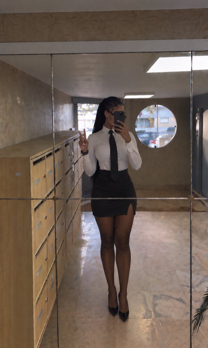 Amalianokzz's tweet photo. Votre RH pref reprends du service 🤓 https://t.co/xqxeyhTHoY