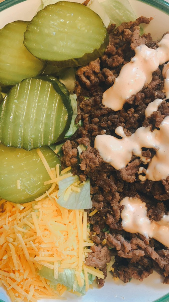 EllynSovak's tweet photo. Burger bowls are a household favorite—fully customizable, delicious, and refreshing after a hot summer day! https://t.co/qR1vLoIY62
