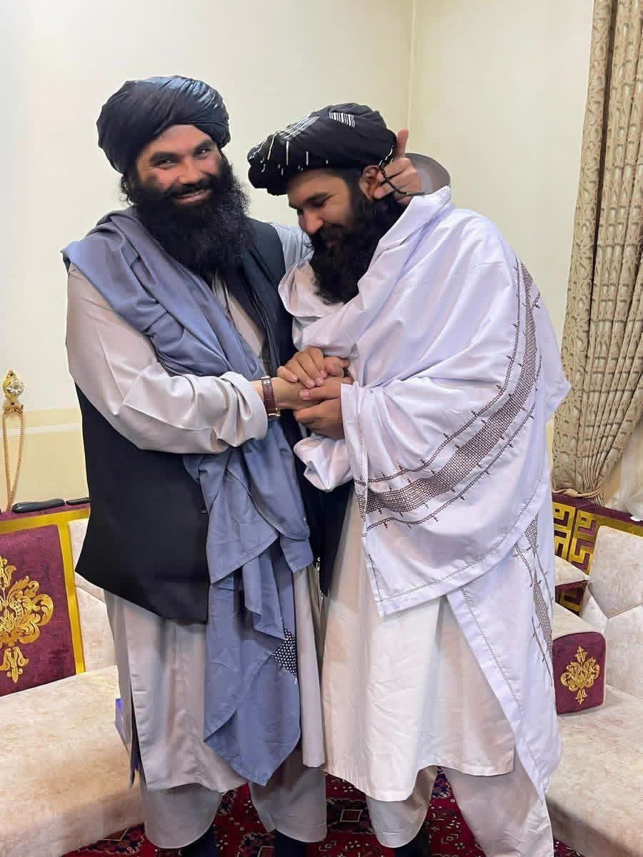 Badghiswal_Ah's tweet photo. د شهید ملا سنګین فرزند له مشر حفظه الله😍❤️ https://t.co/WQvDtxLLFt