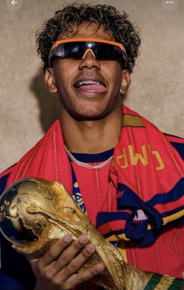 biggiemohammed1's tweet photo. Kylian Mbappe UCL goals 71⚽️

Lamine Yamal UCL goals 11 ⚽️
 
It’s will take you forever to catch up with this goal scoring machine TBH 🫡
#UCL #viral #1m https://t.co/aFKyoxcnE5