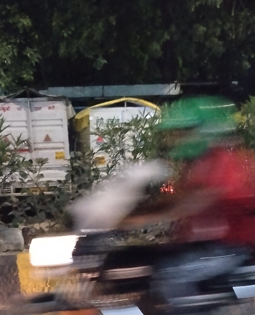 Kushal024189's tweet photo. Sir, people have parked their vehicles at Kalkaji DDA Flat bus stand, there is no place for passengers to stand. Sir, I have complained many times but no action has been taken. Sir, please help. https://t.co/LJ8TRFVbPv