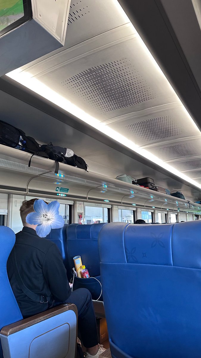 luvmatchiaa's tweet photo. Tut tut🚈 https://t.co/sFEnz0nS8q