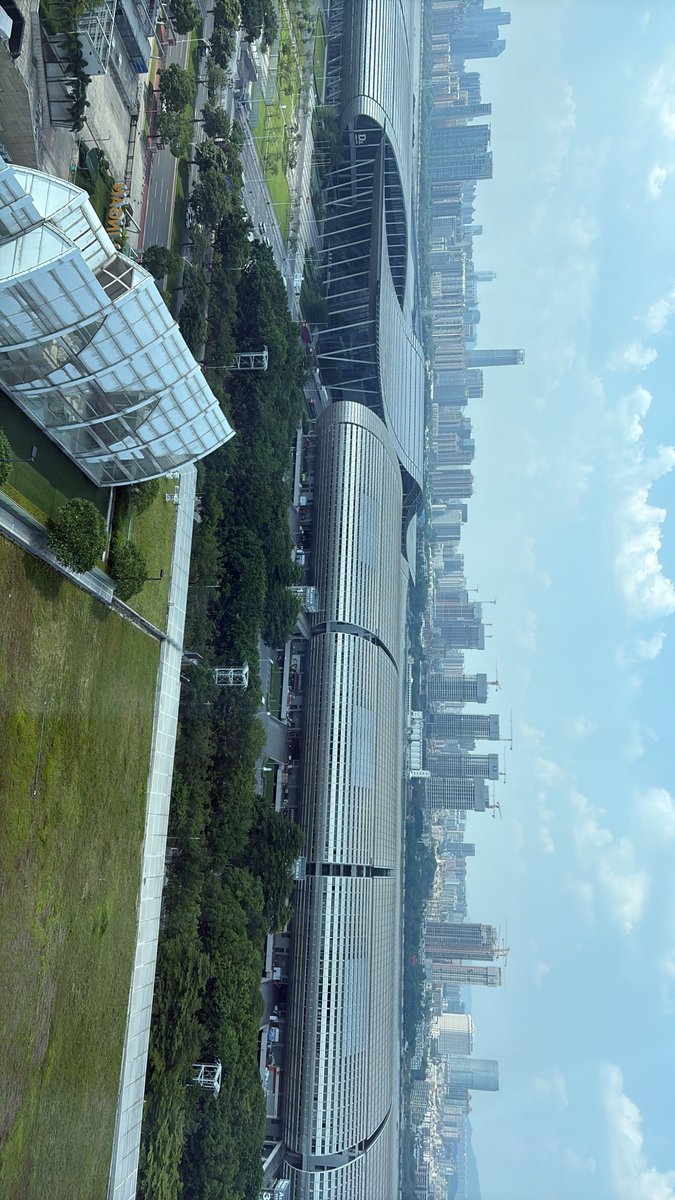 koichi76357's tweet photo. 気がついたら中国は広州w

というわけで久しぶりに中国に出張。
おそらく2年振りぐらい。

何がどう変わってるか楽しみ😊 https://t.co/pZhObJkfCO