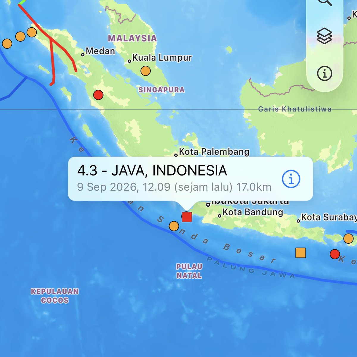 singaaaaaaaaaaa's tweet photo. Pergerakan kurang bersahabat saat ini, ancaman gempa megathrust memang nyata, tapi kita tidak tahu kapan hal tersebut terjadi, kita sebagai masyarakat harus melek bencana, siapkan tas siaga bencana, &amp; memahami jalur evakuasi

Cc: @daryono_eq_talk https://t.co/u8awMWEGpA