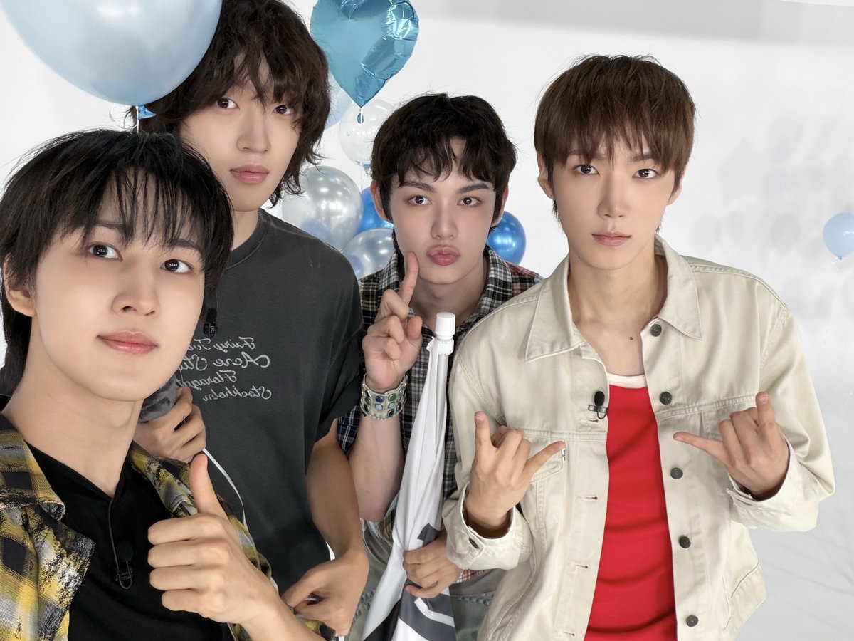 AxMxP_official's tweet photo. [#AxMxPxicture] 1st Rock Festival 🎂 | 우리를 소개할게 We Are AxMxP

📢 https://t.co/t393EPl38G

#AxMxP #에이엠피
#AmplifyMusicPower
#AxMxP_1st_Anniversary
#AMP_cAMP https://t.co/uh5B302Ogq