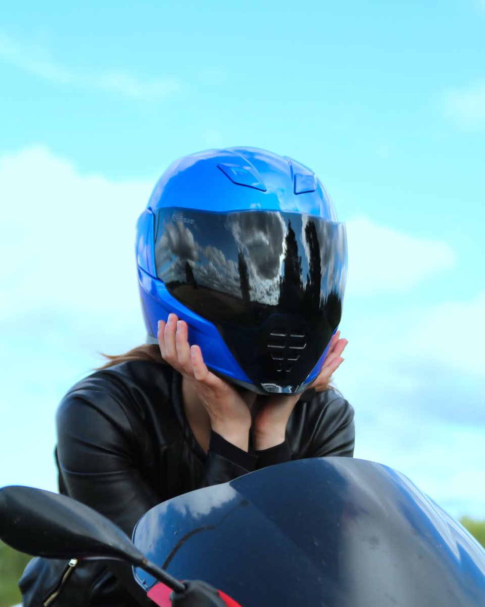 KassandraLkc's tweet photo. Motorcycle https://t.co/UWXhXDziki