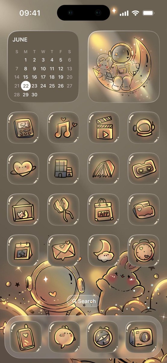 BlessingsArt's tweet photo. Give your phone a tiny cosmic glow 🌙✨ Glass Astronaut includes 500+ golden app icons, a transparent widget &amp; glowing moon wallpaper. Instant download on Etsy: https://t.co/JLXyrEVBq8 #iPhoneTheme https://t.co/gUGnjKhjbB