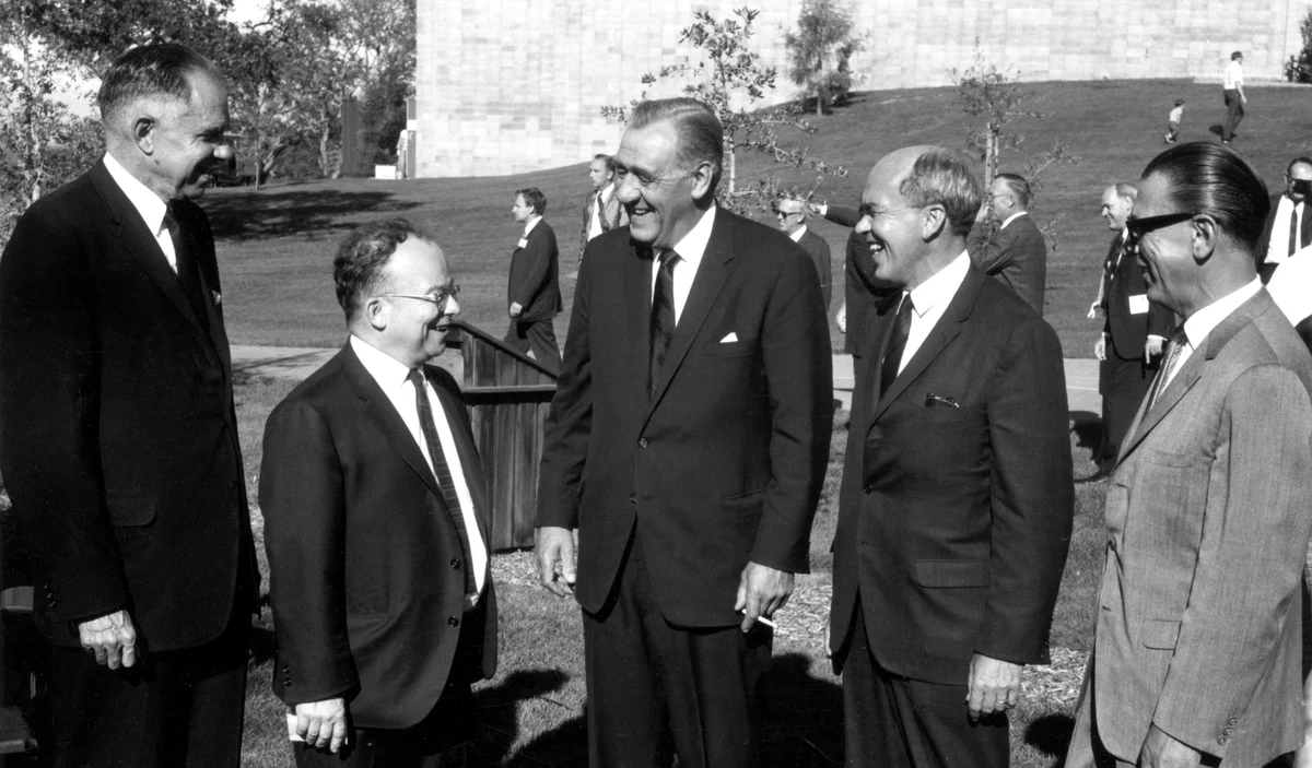 From left, Atomic Energy Commission Director Glenn Seaborg, SLAC Director Pief Panofsky, Stanford University President J. E. Wallace Sterling, U.S. Presidential Science Advisor Don Horning and Edward L. Ginzton, former Professor of Applied Physics at Stanford University and the Director of Project M.