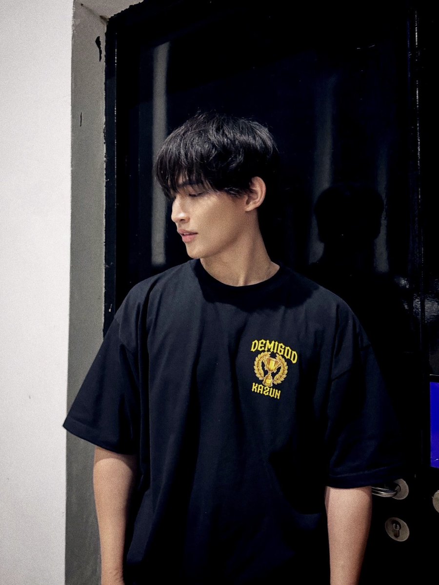 ohmthitiwat's tweet photo. 🙋🏻‍♂️ https://t.co/b50b0X5KO0