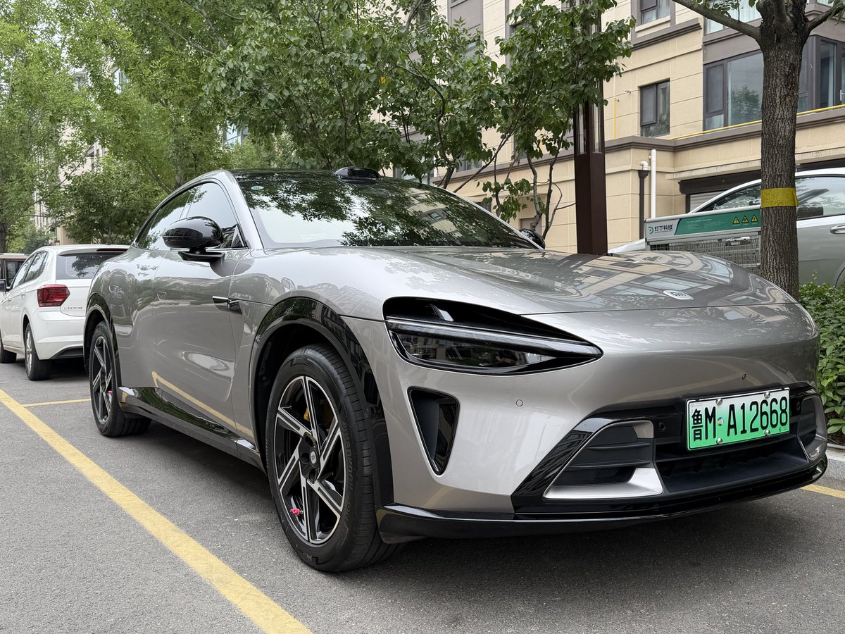 CarlllWest's tweet photo. @ishaq_Tawhid i have this car https://t.co/ScUr0GzDTz