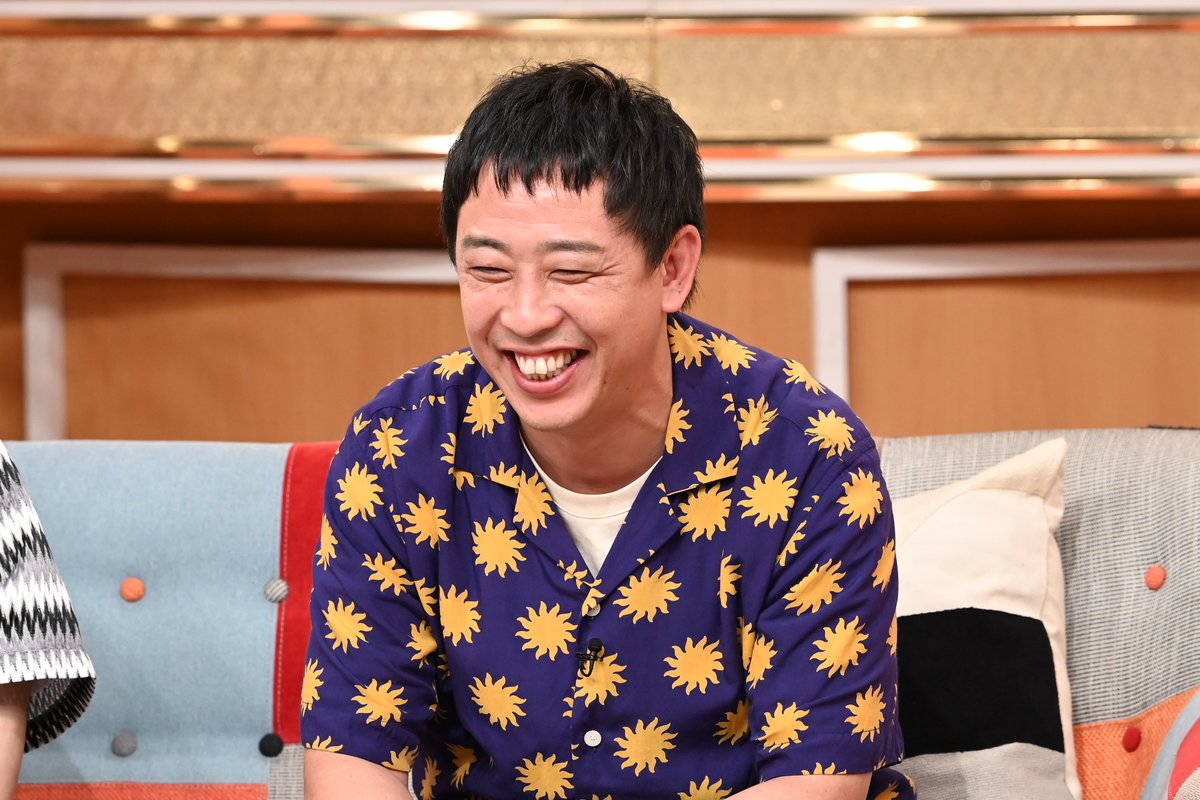 ninonanoni_tbs's tweet photo. ＼ 🌟今夜8時54分〜！🌟／

放送前"なのに"収録の様子をお届け📣

MC #二宮和也 さん「なのに」
司会は #土屋太鳳 さん🎙️

スタジオゲストには
#佐久間大介 さん #森田哲矢 さんが登場✨
　　
今夜8時54分〜！
💥『#ニノなのに』💥 https://t.co/vn4UWTwWz2