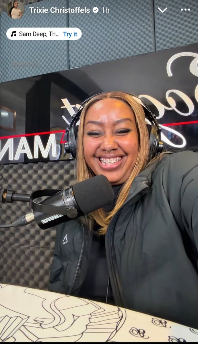 LeratoMotale2's tweet photo. Happy Soul👑🌹TUNE in For Your Body❤❤❤🔥🔥🔥
TRIXIE CHRISTOFFELS ON MIC
WEDNESDAY TRIXIE SHINES
#LindyTrixieChristoffels
#TrixieOnBogartRadio
#TrixieOnMorningShow https://t.co/hMjjvDGhVr