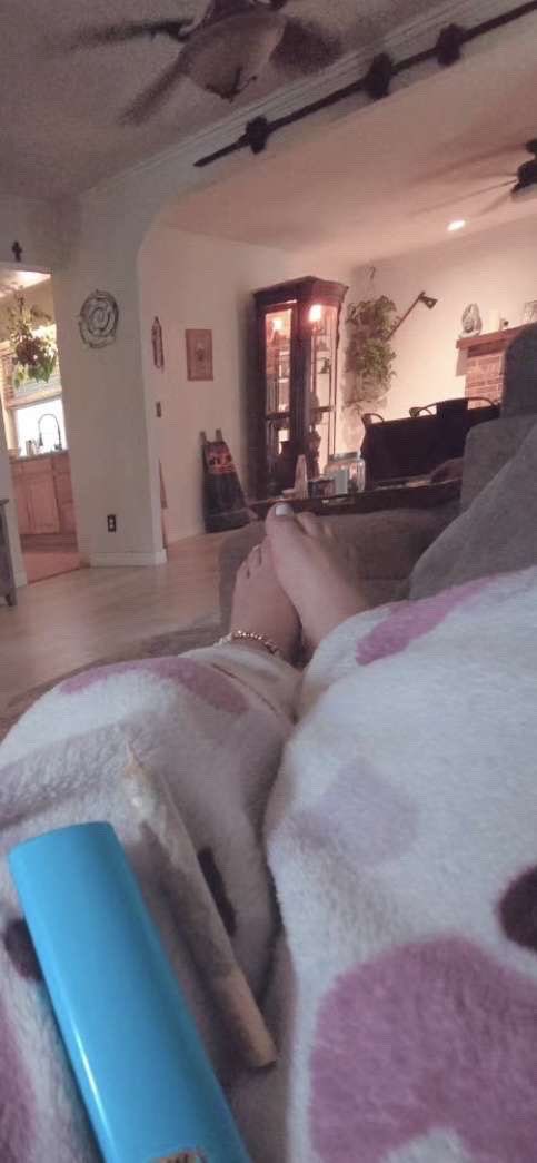 jay_maryinez's tweet photo. slut named bella 😩 https://t.co/Aw2EBhzyBP