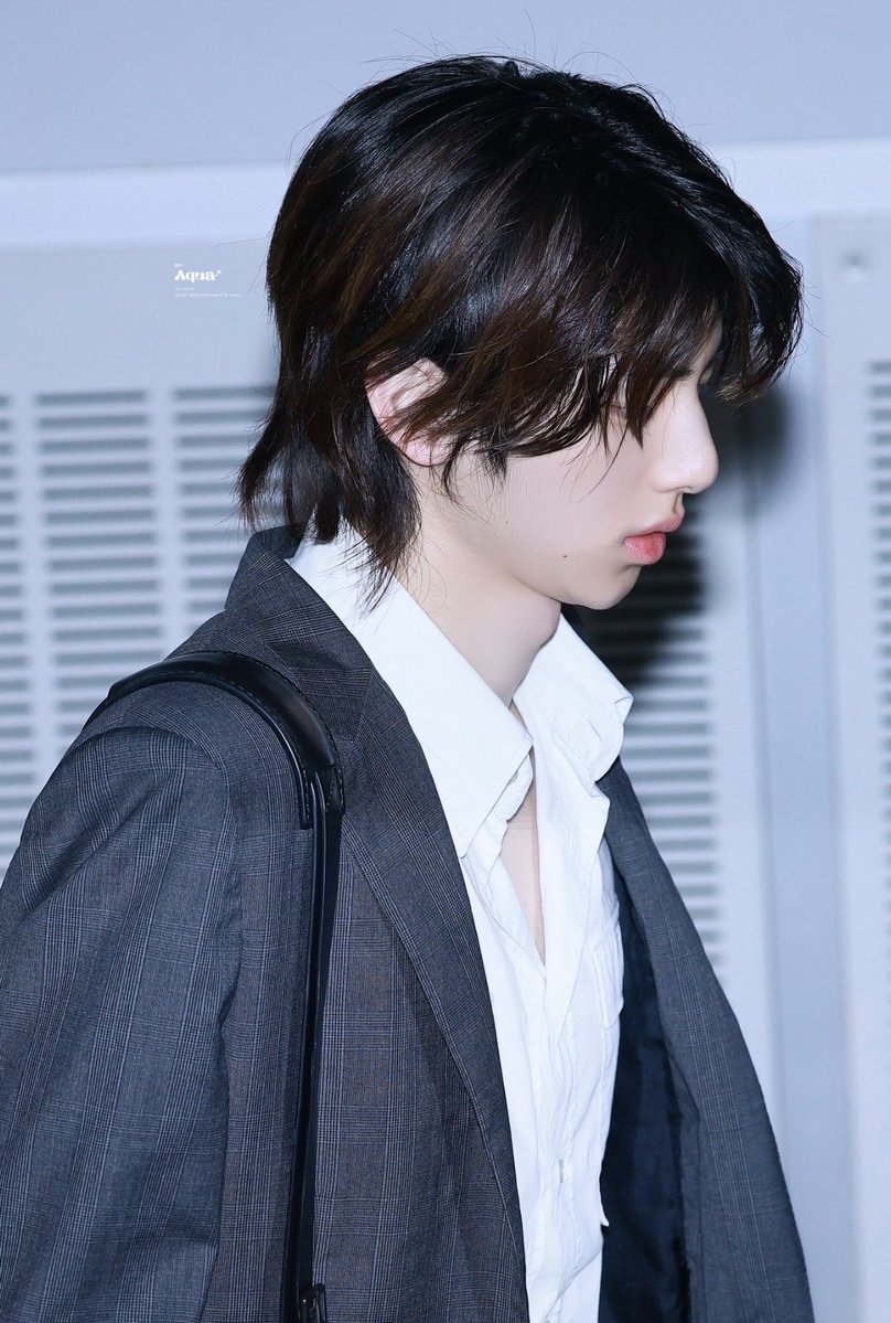 seanhholic's tweet photo. Unreal omg he’s so ugh https://t.co/l0q9TP3T8m