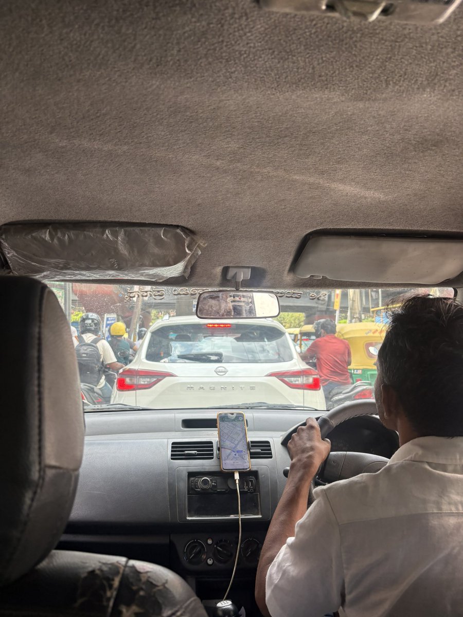 AshutoshRanka's tweet photo. Going for a school visit in Bengaluru. In cab for the last 1 hour for a 10km journey and not halfway there yet.

“Bro but Bengaluru’s weather is awesome”. https://t.co/LJYCaR2bg0