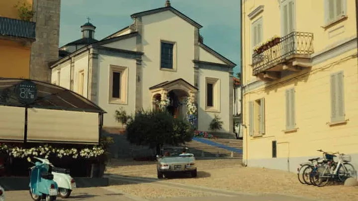 cinemapa_app's tweet photo. "You can film, provided nobody dies": the priest's one condition to let The Gentlemen shoot its S2 wedding inside San Leonardo church, on Lake Maggiore.

Working 16th-c parish church; free entry outside Mass.

🗺️ On Cinemapa: https://t.co/4yQoKZhETy

#Cinemapa @TheGentlemen https://t.co/PJp1yOP3wO