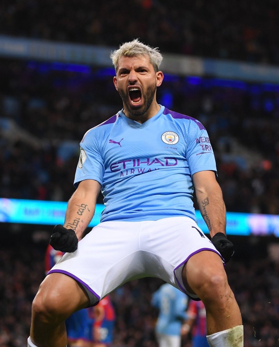centregoals's tweet photo. 🚨🚨| 𝐑𝐄𝐂𝐎𝐑𝐃: Erling Haaland 𝐄𝐐𝐔𝐀𝐋𝐋𝐄𝐃 Sergio Agüero's record of 36 Champions League goals for Manchester City. 🏆🇳🇴

Haaland has matched the record in just 36 games. https://t.co/cdYBJa43Q8