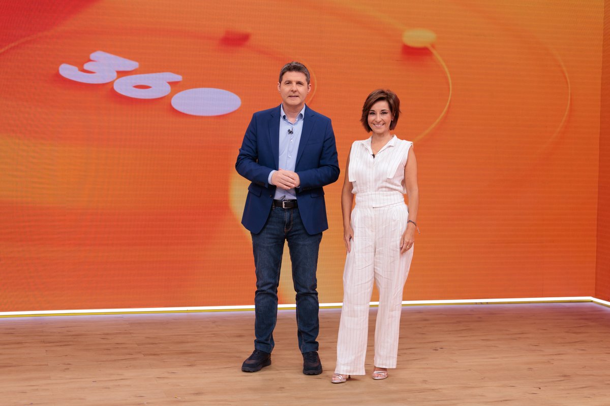 RTVE_Com's tweet photo. 'Mañaneros 360' (@MananerosTVE) - con @addelagonzalez y @JesusCintora -, #LÍDER con un 15,9% y 526.000 espectadores de media en @La1_tve.

🔹 Registra más de 2,2 millones de espectadores únicos este martes.

#Audiencias  #ImparablesRTVE https://t.co/8JqY1qte2f