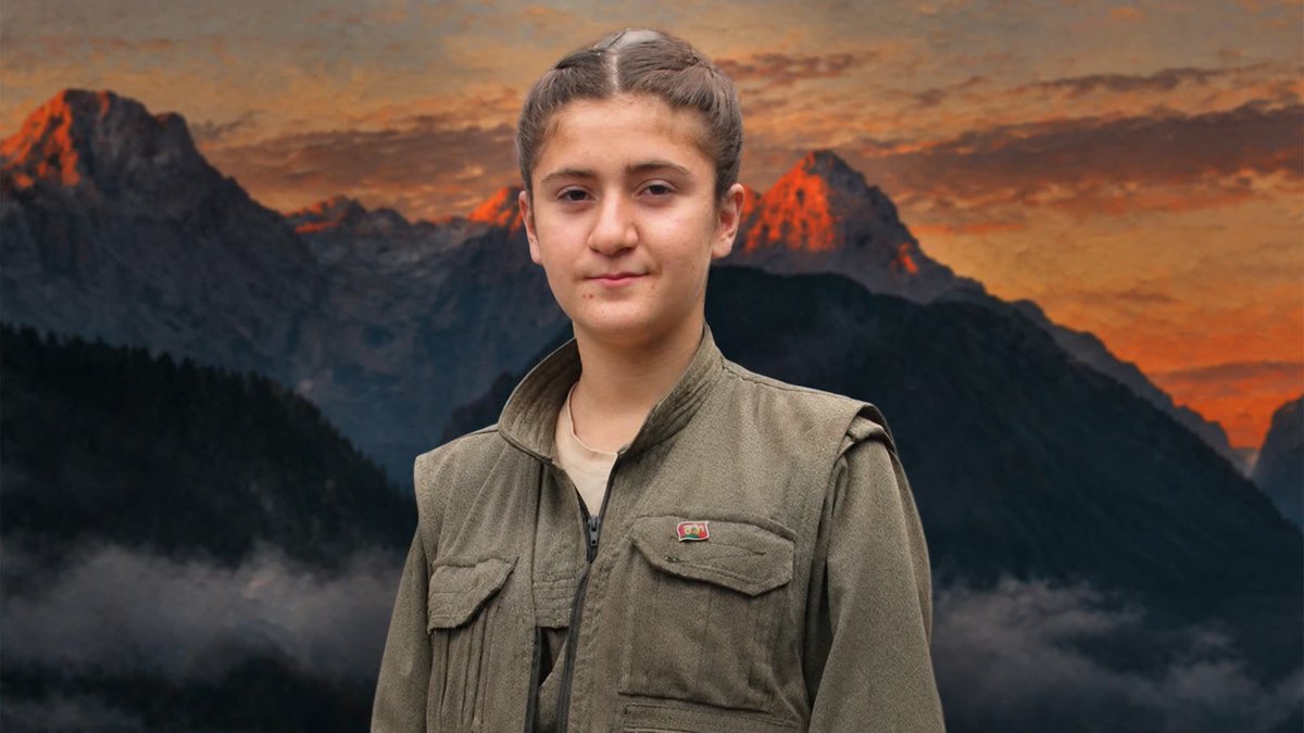 ararraatt__'s tweet photo. Şehîd Gelawêj Egîd - Zilan Cadıroğlu

Colemêrg https://t.co/7OiANTUu54