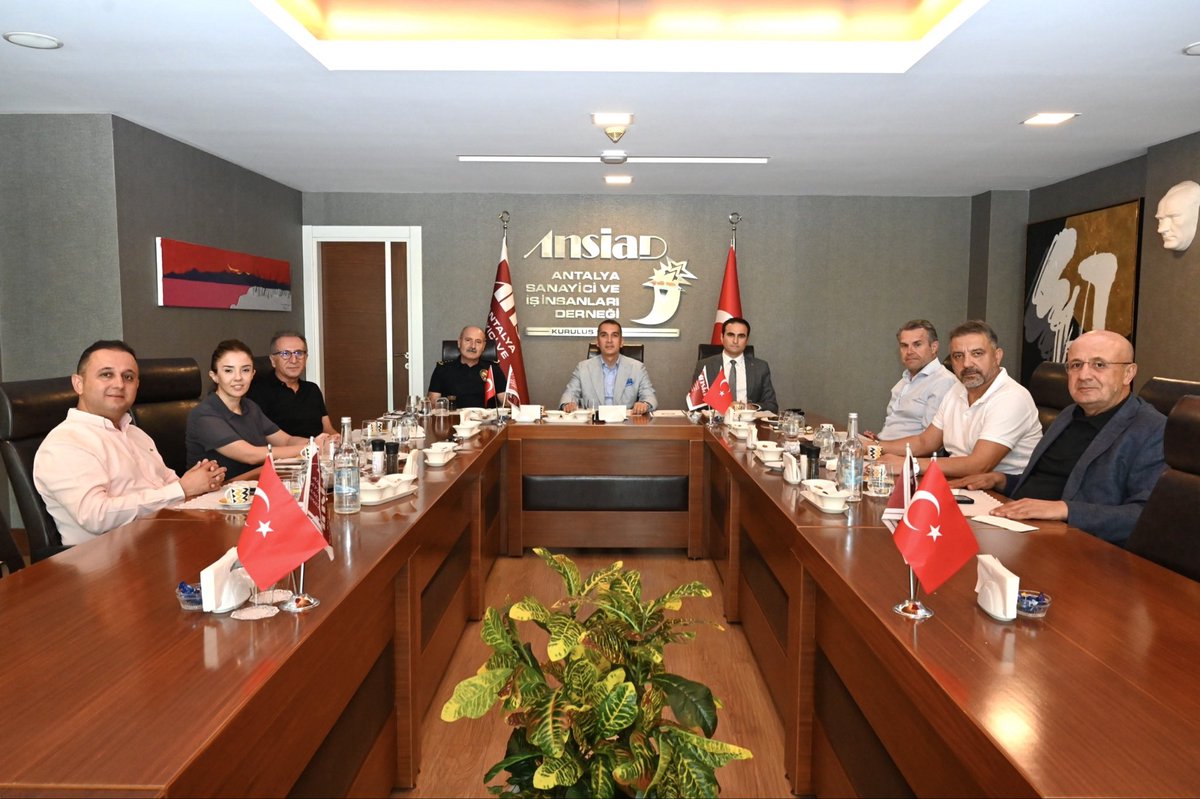 zbekercan tweet picture