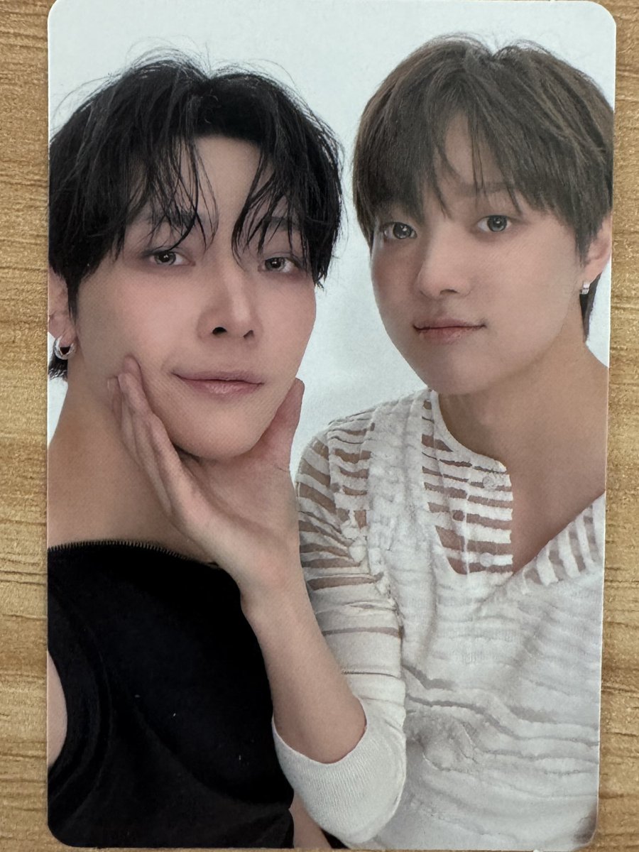 wenoluvz's tweet photo. okay So . can we talk about this real quick https://t.co/0NOBIPtZYM