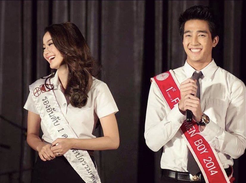 ppreawara's tweet photo. แล้วดาวเอกการแสดง รองดาวสินกำในปีนั้น คือน้ำตาล or ติ๊บแม่ลูน่า รุ่นนั้นผลิตแต่คนตลก 555555555 https://t.co/AxT858jxyO