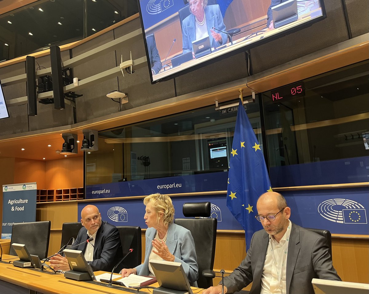 FarmEurope's tweet photo. From words to action on water and agriculture 💧🌾

Today, @FarmEurope brought the discussion on Europe’s growing water challenge to the European Parliament.

Against the backdrop of increasingly frequent droughts and extreme weather events, the conversation focused on a key question: how can Europe move from political commitments to concrete action to strengthen the resilience, productivity and competitiveness of its agriculture?

A big thank you to @CarmenCrespoPP, MEP, for hosting the event and opening the discussion, and to @LucVERNET, Secretary General of Farm Europe, for presenting our latest study and analysis.

We were also delighted to bring together @letiziamoratti, MEP; Gaelle Marion, Head of Unit AGRI B2; Adriano Battilani, Secretary General of Irrigants d’Europe; @cduroc, General Director of AGPM – Maiz’EUROP’; Claudia Albani, Coldiretti; and @JMCASTILLABARO, ASAJA, for a rich and constructive exchange on the challenges and solutions ahead.

The message from today’s discussion was clear: water management is no longer a question for the future — it is a priority for the resilience of European agriculture today.

Thank you to all our speakers, participants and partners for contributing to such an important debate.

#Agriculture #WaterManagement #EuropeanAgriculture #EUAgri #Water #FoodSecurity #Resilience