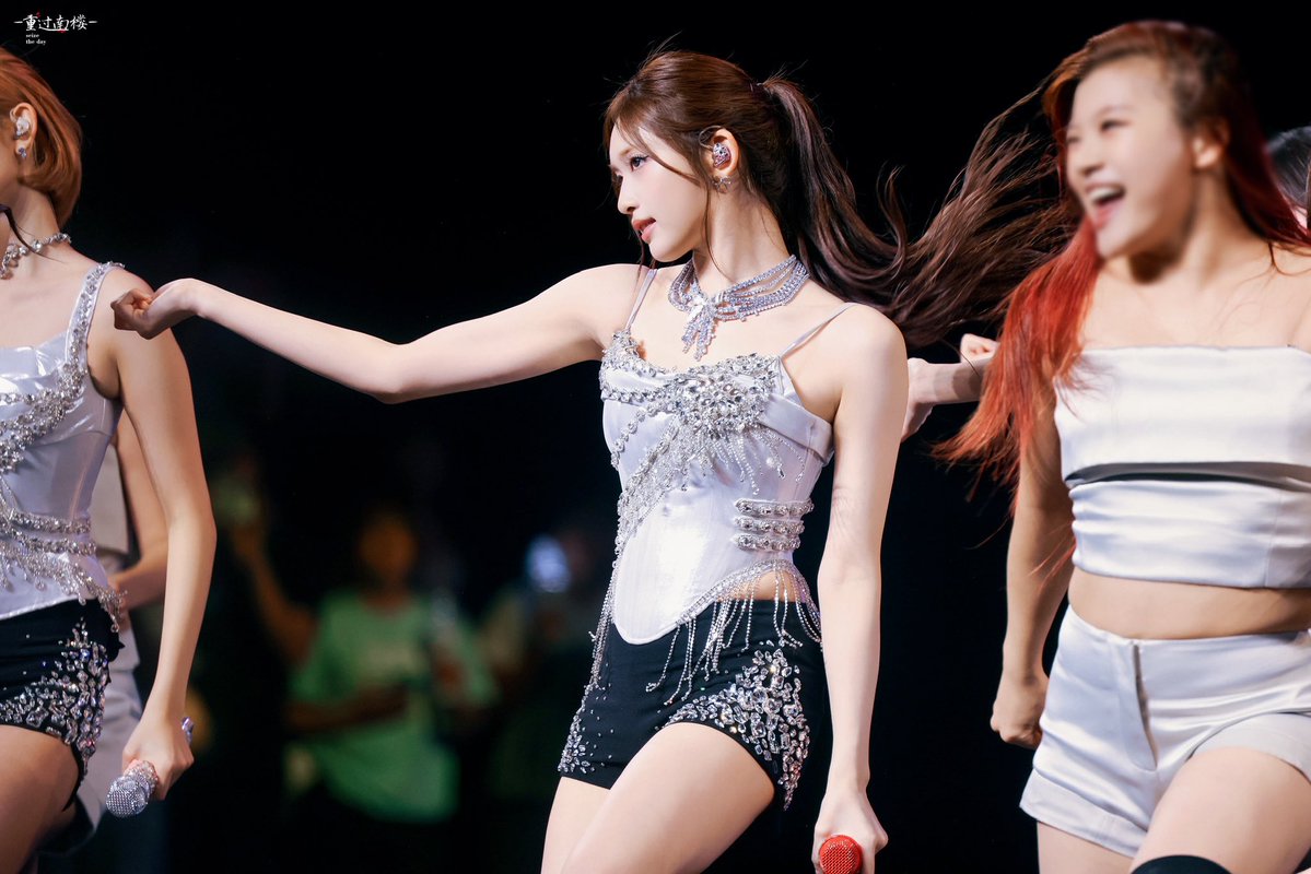 Nanlou1201's tweet photo. 260906

#이서 #LEESEO #イソ
#IVE #아이브 
#SHOW_WHAT_I_AM https://t.co/MkaHpilmld