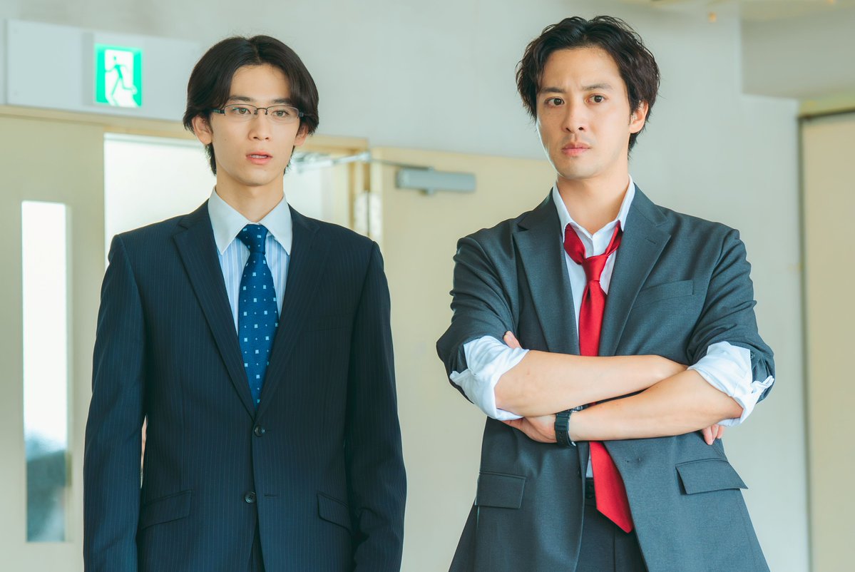 dramaL_abctv's tweet photo. #キスは捜査のあとで
🚨捜査日誌🚨

本部塩野に対峙する
山ノ道署のメンバー🫡

江川と長谷川は…🫣

第７話見逃し配信中📲
🔗https://t.co/MOdHUFCNgR

#キスあと https://t.co/vTjlu6Me87