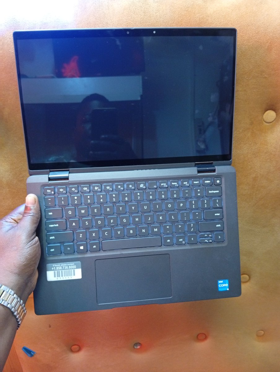 kata_gadgets's tweet photo. 🔥 Dell latitude 7420 available!

✅ 11th Gen Intel Core i5
✅ 16GB RAM  
✅ 256GB SSD  
✅ X-360 convertible 
✅ Backlit Keyboard  
✅ Face Recognition (Windows Hello)  
✅ WiFi 6 + Bluetooth  

Premium business laptop – sleek, durable & fast.

💰 Price: ₦430,000

📍5, Otigba str computer village Ikeja Lagos 

📲 09044415115

Limited stock available.  
DM me now to order 📦