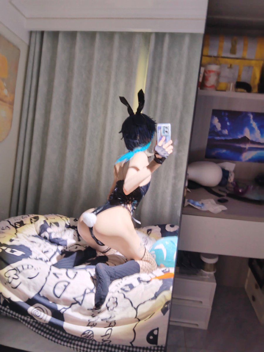 xiaobbWX's tweet photo. 魅魔兔女郎温迪
不小心把自己打扮成“礼物”了
#温迪 #正太 #兔女郎 #翘臀 #femboy https://t.co/S6btakIjJM