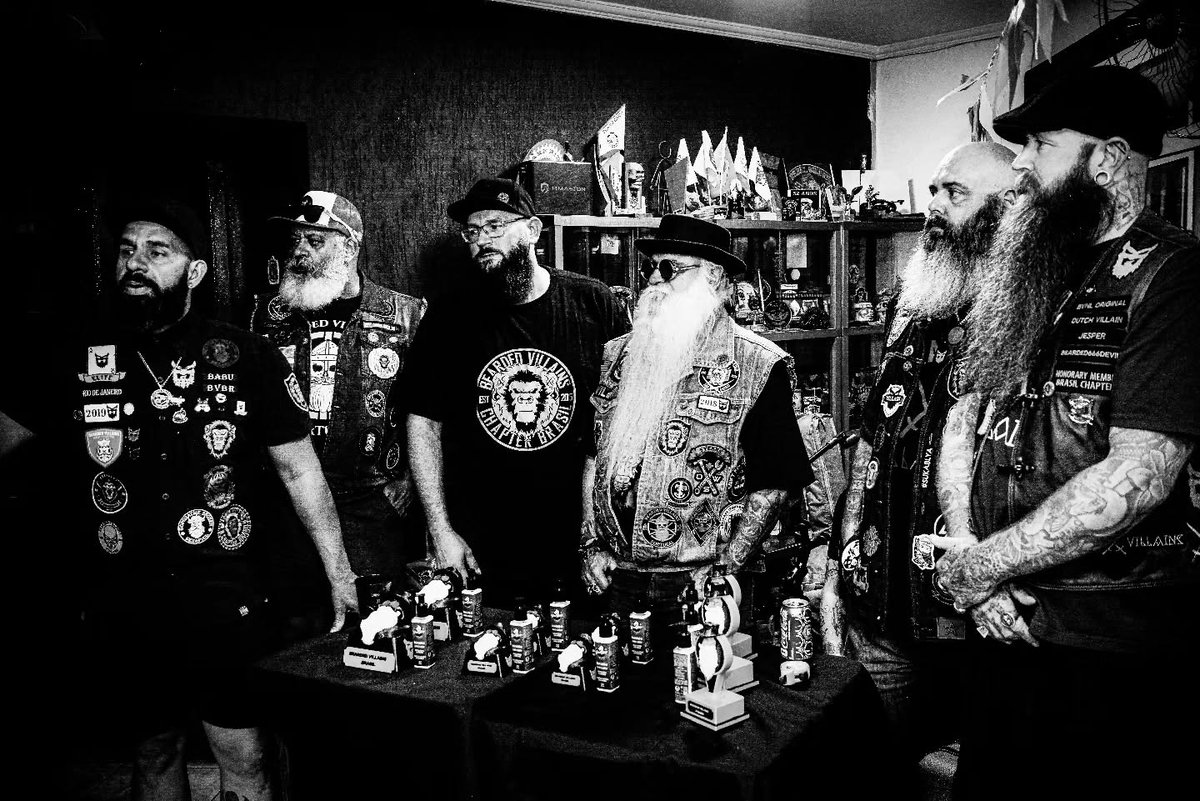 GarfieldMazxt's tweet photo. Monochrome Monday 
BEARDED VILLAINS 
The Beard. Charity. Family. Respect. Loyalty. My brotherhood: Bearded Villains 
My alliance: Bearded Villains Europe 
My chapter: Bearded Villains NL 
My honorary chapter: Bearded Villains Brasil 
Stay bearded. https://t.co/xAfOxgMTa9