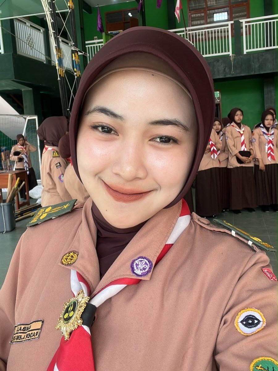 alinglowing's tweet photo. Testt akun baru 

#cumtribute #glowing #facefuck #facetribute https://t.co/zNR7XOhWUt