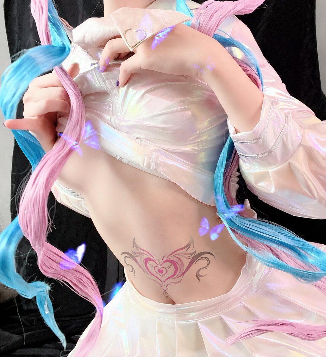charlo77e16's tweet photo. 战败之后被魔物刻上魅魔纹的超天酱😋
#cosplayㅤㅤㅤㅤㅤㅤㅤ 
#主播女孩重度���赖
#魔法少女 https://t.co/3rIT9p6NX7