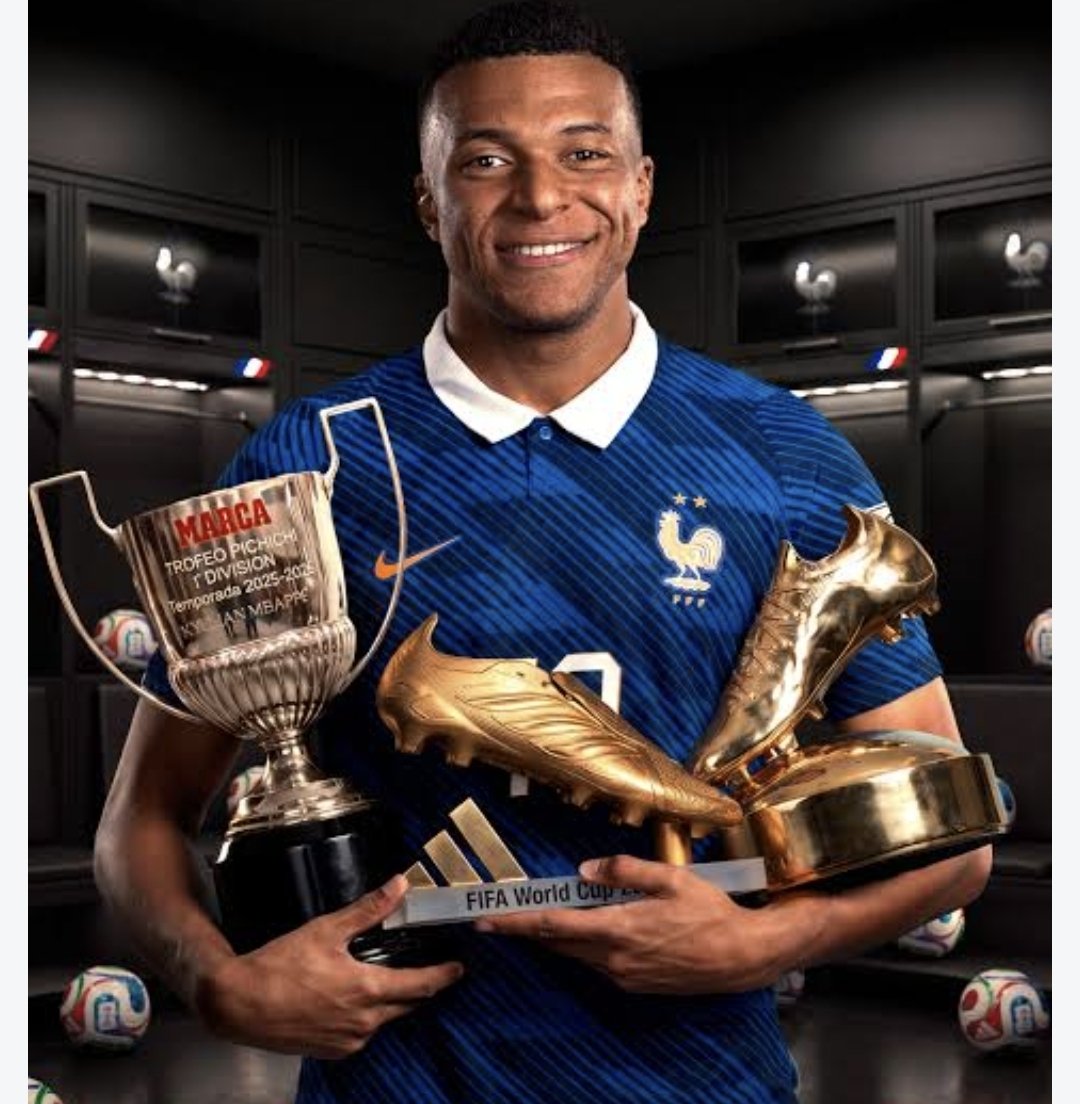 THEChad5829's tweet photo. @ballondor Controversial Opinion🚨🚨🚨
Can kylian mbaape win ballon dor 
•⚽ 58 goals + 13/14 assists across the 2025/26 campaign. 
•🥇 La Liga top scorer — won the Pichichi with 25 goals
•🥇 Champions League top scorer — 15 goals in 11 games
•🥇 World Cup Golden Boot — 10 goals. https://t.co/Lk3wUhKL2X