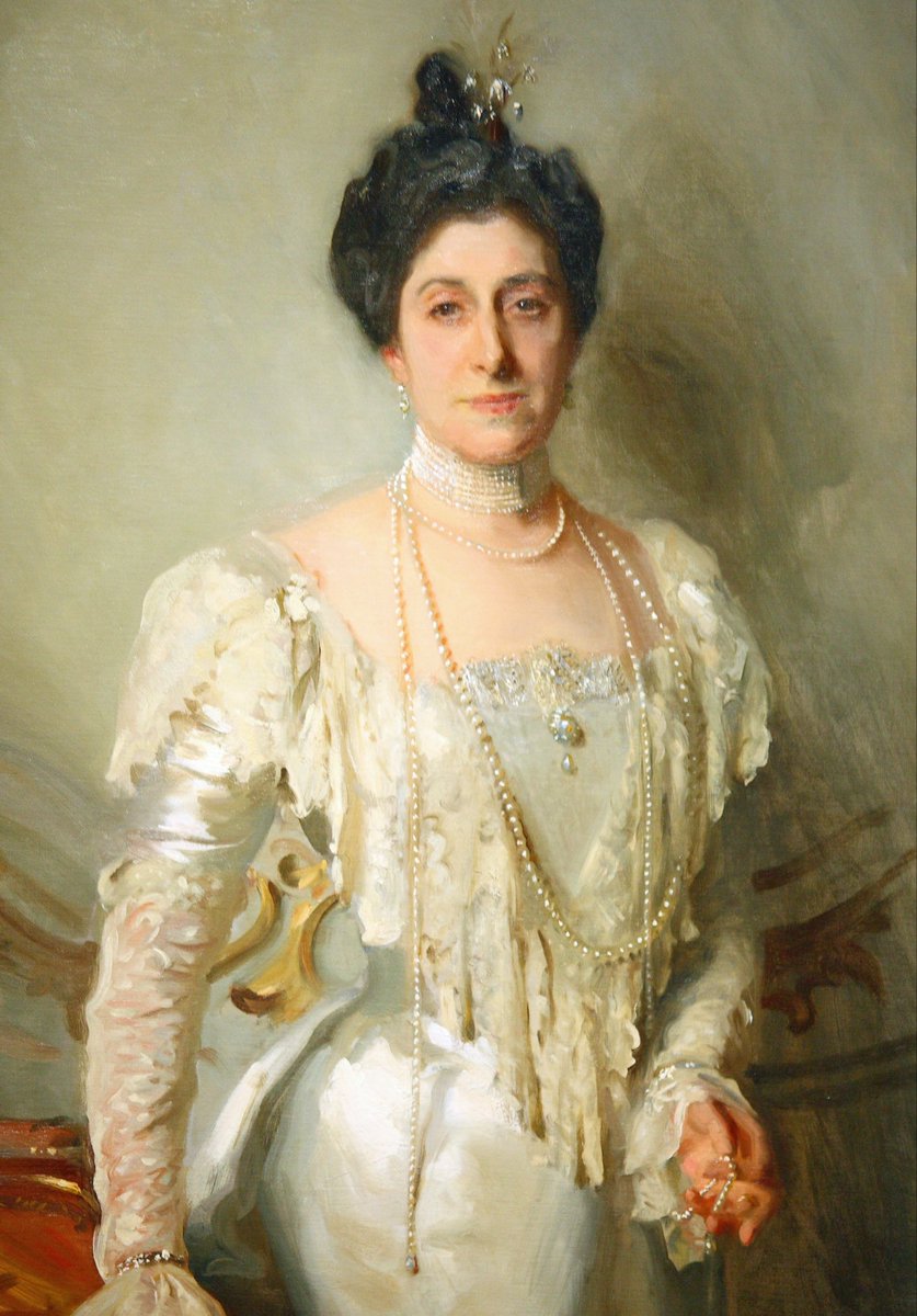 SeekAfterBeauty's tweet photo. The simplicity of John Singer Sargent’s pearls is outstanding. Literally just dabs of white paint: https://t.co/zOT3eKGHbB