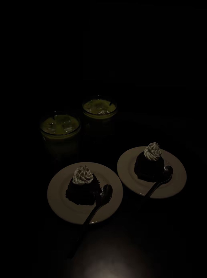 44evxb's tweet photo. モノクロカフェ行ってきた! https://t.co/kuEPcw2uk3